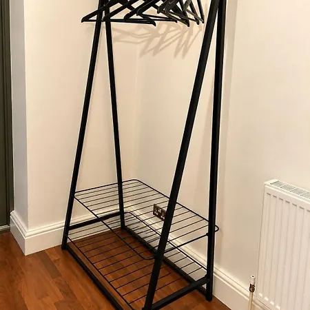 Apartment Clifton - 2 Bed Flat - Free Off Street Parking